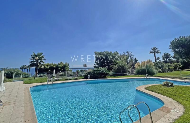 Appartement - 70 m² - 2 pièces