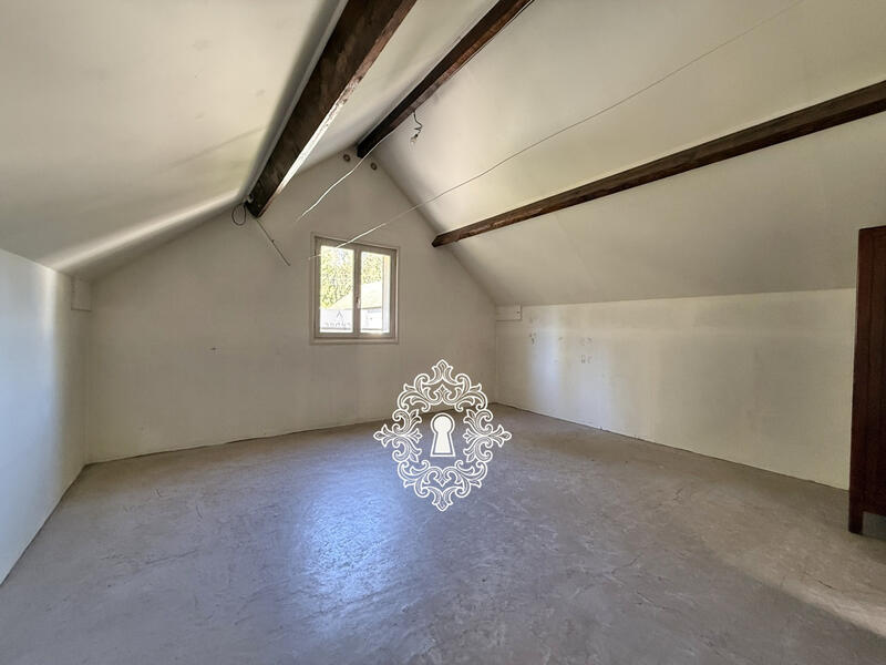 Maison - 165 m² - 6 pièces