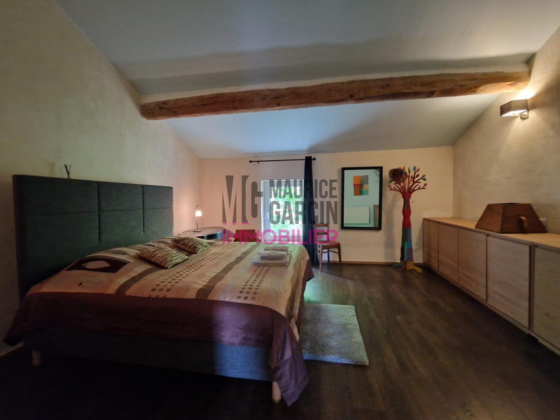 Maison - 176 m² - 6 pièces