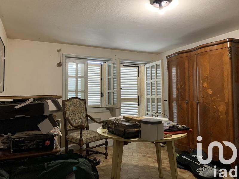 Maison - 220 m² - 7 pièces