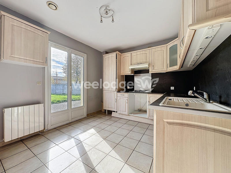 Maison - 90 m² - 6 pièces