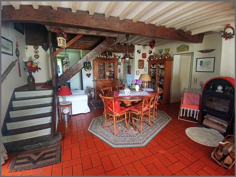 Maison - 246 m² - 7 pièces