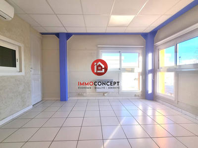 Bureau - 122 m² - 6 pièces