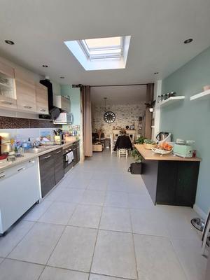 Maison - 95 m² - 5 pièces