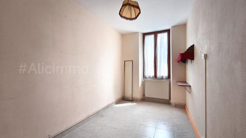 Maison - 150 m² - 8 pièces