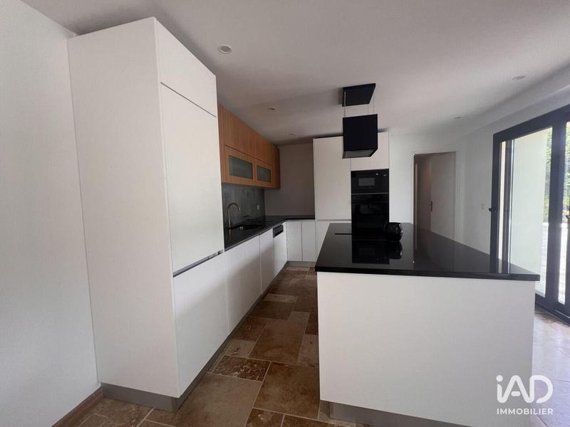 Maison - 160 m² - 5 pièces