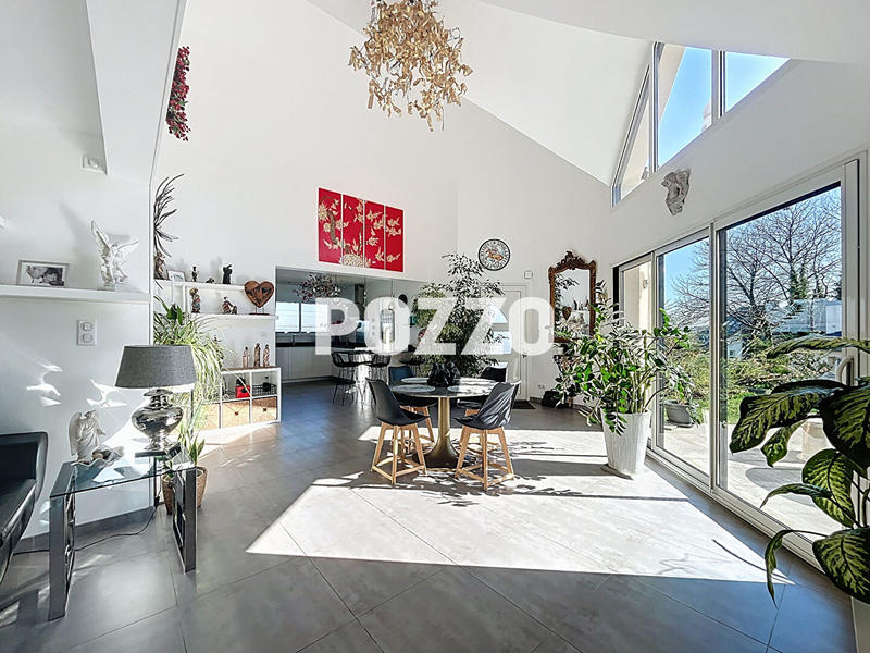 Maison - 154 m² - 6 pièces