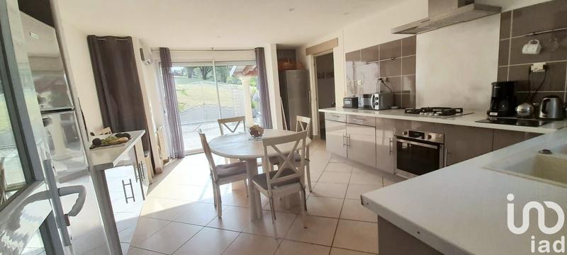 Maison - 177 m² - 6 pièces