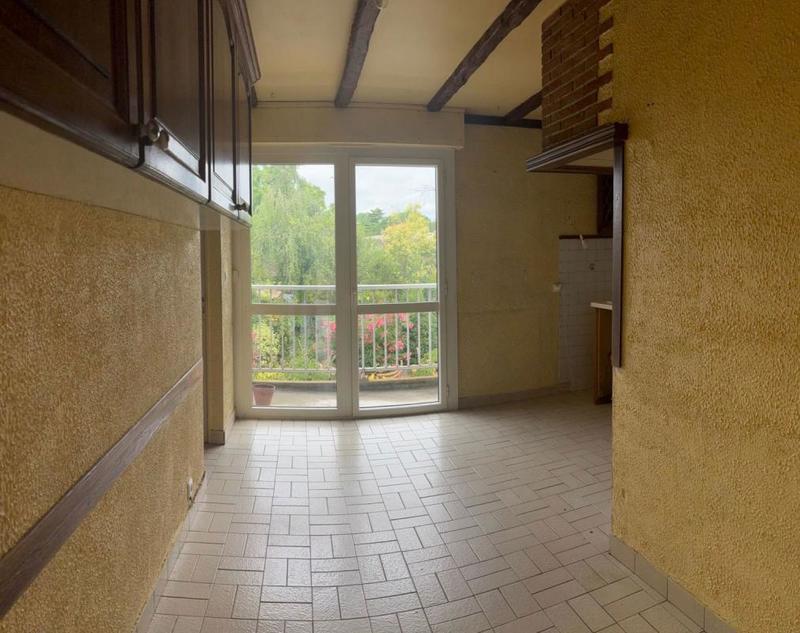 Appartement - 85 m² - 3 pièces