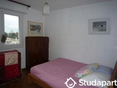 Chambre - 12 m² - 1 pièce