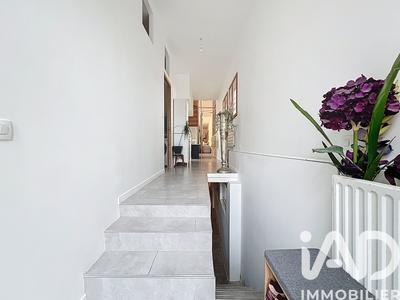 Maison - 96 m² - 5 pièces