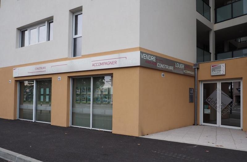 Bureau - 123 m² - 8 pièces