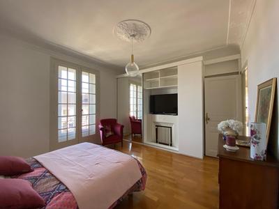 Appartement - 119 m² - 3 pièces