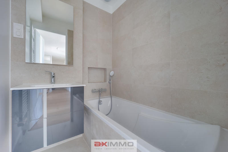 Appartement - 72 m² - 3 pièces