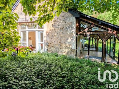 Maison - 99 m² - 4 pièces