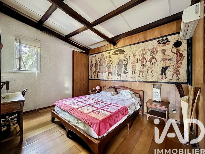 Maison - 245 m² - 8 pièces