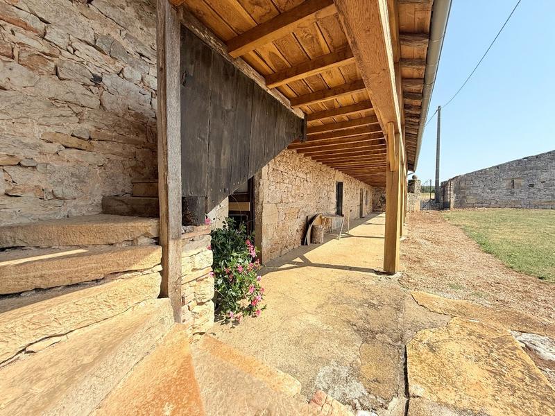 Propriété - 170 m² - 5 pièces