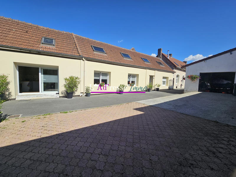 Maison - 132 m² - 8 pièces