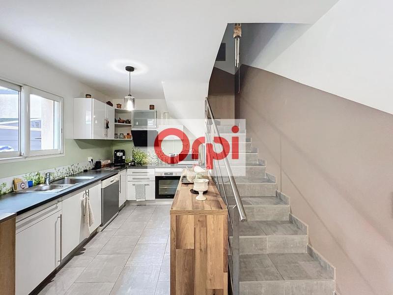 Villa - 97 m² - 5 pièces