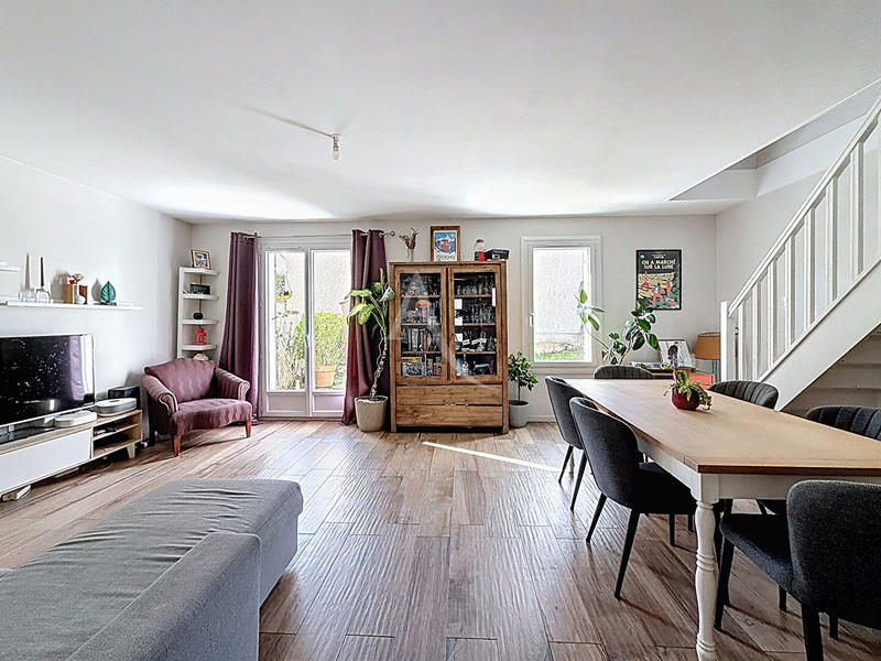 Maison - 86 m² - 5 pièces