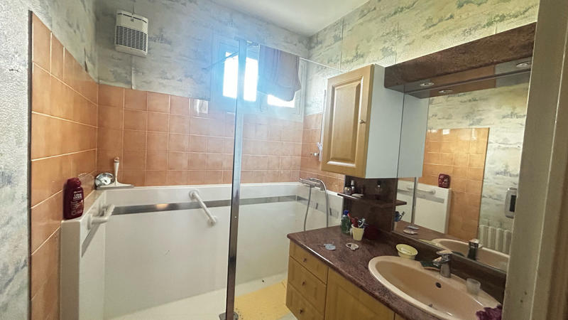 Maison - 82 m² - 5 pièces