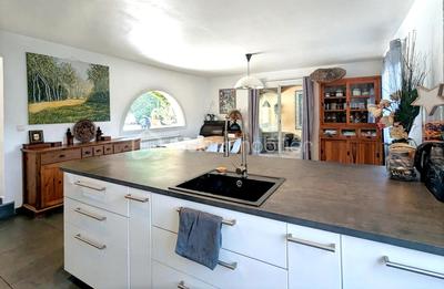 Villa - 145 m² - 6 pièces