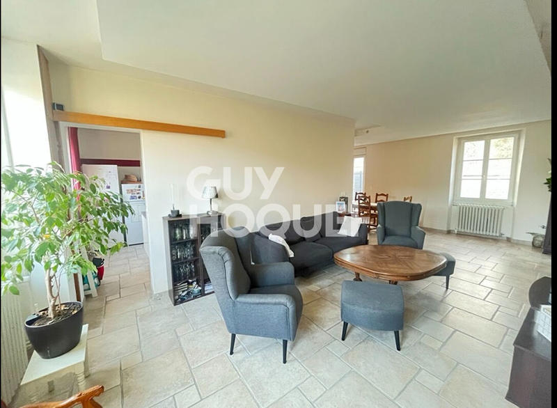 Maison - 157 m² - 7 pièces