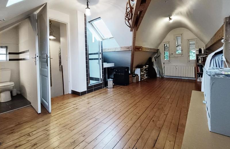 Maison - 140 m² - 6 pièces