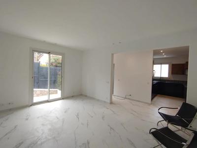 Maison de ville - 80 m² - 4 pièces