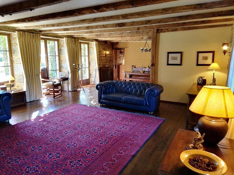 Maison - 342 m² - 7 pièces