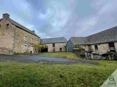 Ferme - 380 m² - 6 pièces