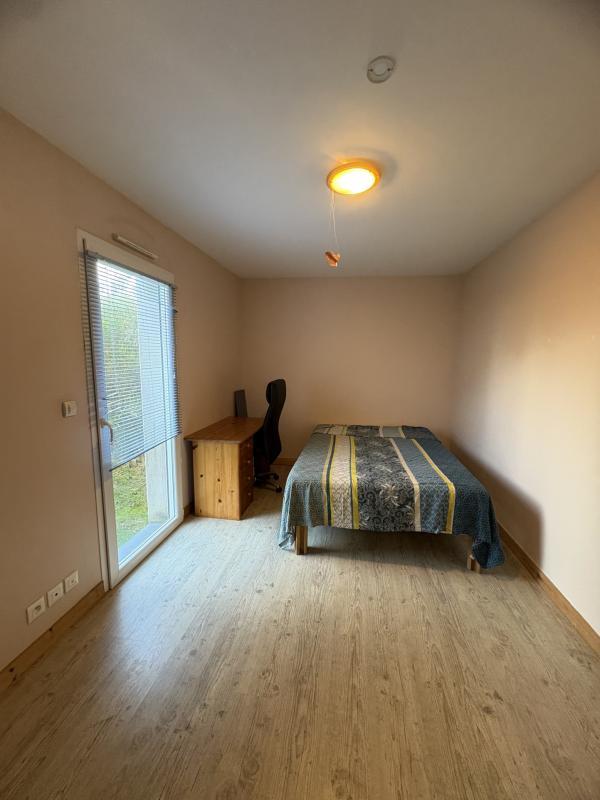 Maison - 92 m² - 5 pièces