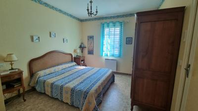 Maison traditionnelle - 185 m² - 8 pièces