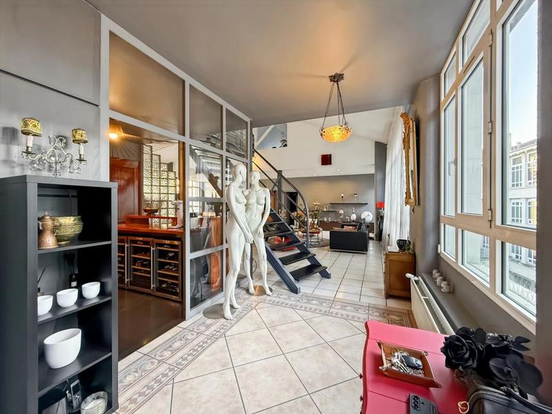 Duplex - 216 m² - 6 pièces