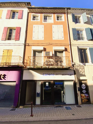 Appartement - 100 m² - 5 pièces