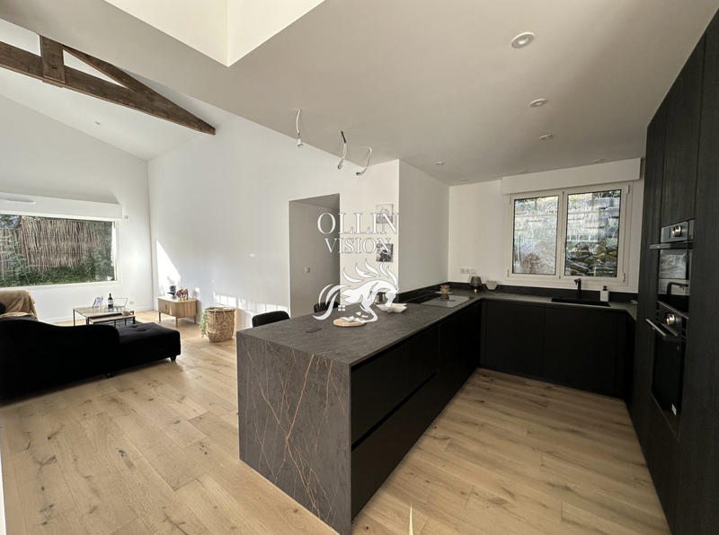 Villa - 160 m² - 5 pièces