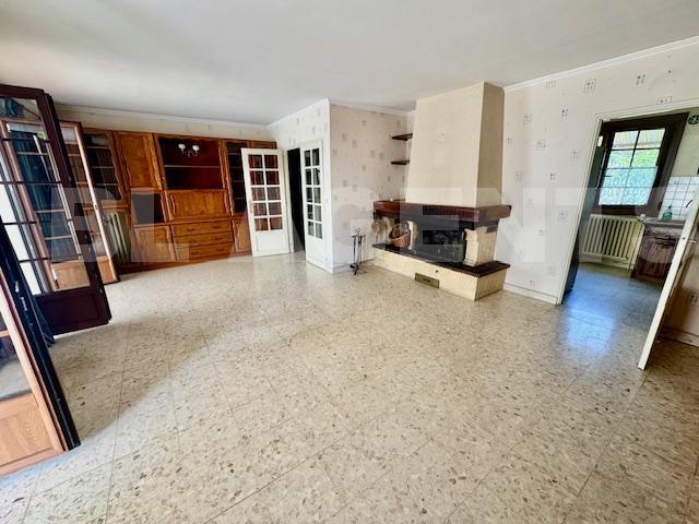 Maison traditionnelle - 180 m² - 6 pièces