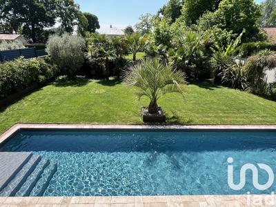 Maison - 189 m² - 7 pièces