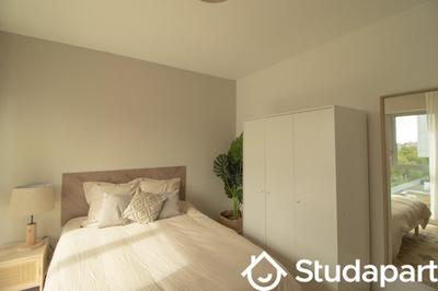 Chambre - 12 m² - 1 pièce