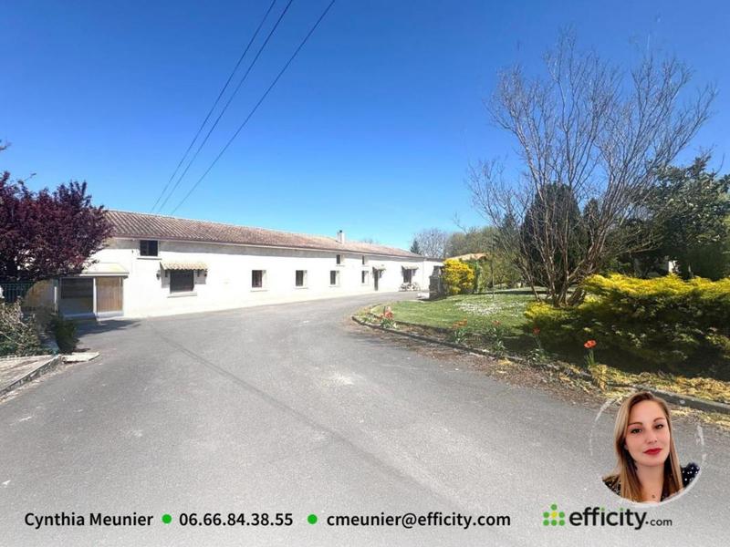 Maison - 324 m² - 11 pièces