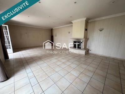 Maison - 260 m² - 6 pièces
