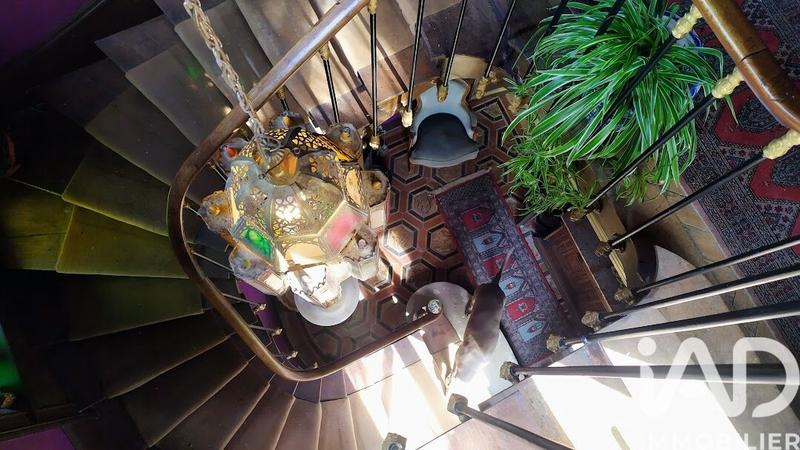 Maison - 600 m² - 14 pièces