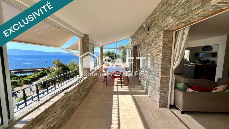 Villa - 291 m² - 11 pièces