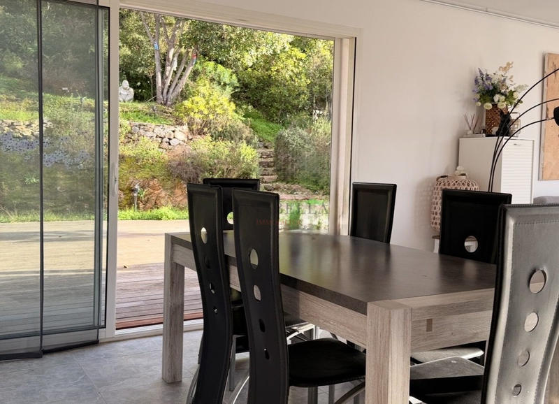 Villa - 179 m² - 7 pièces