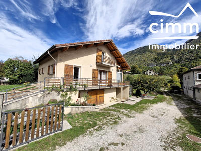 Maison - 135 m² - 4 pièces