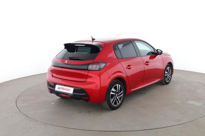 Peugeot 208 1.2 PureTech Roadtrip Eat8 100 ch