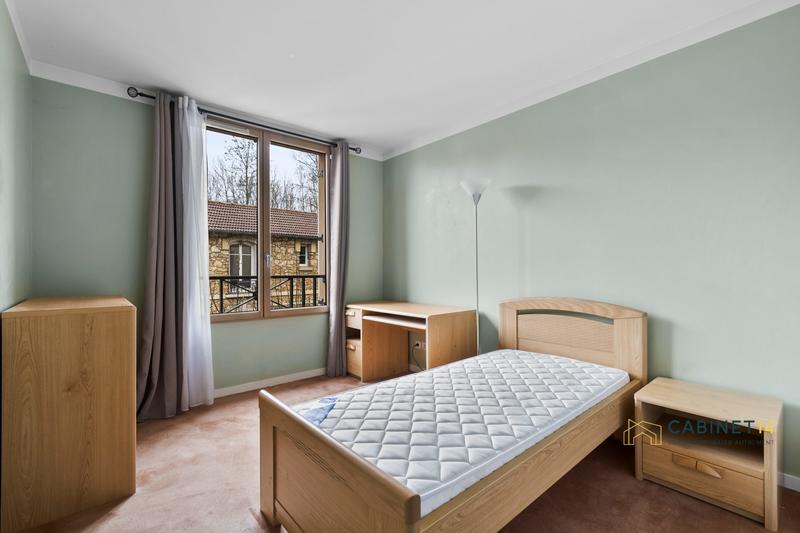 Appartement - 97 m² - 4 pièces