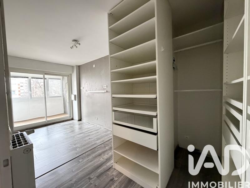 Appartement - 87 m² - 5 pièces