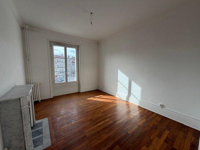 Appartement - 79 m² - 3 pièces