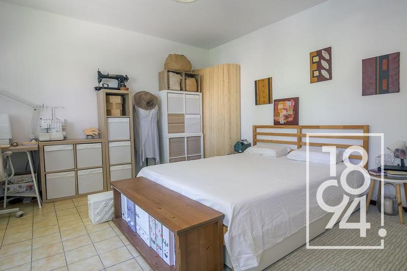 Appartement - 82 m² - 3 pièces